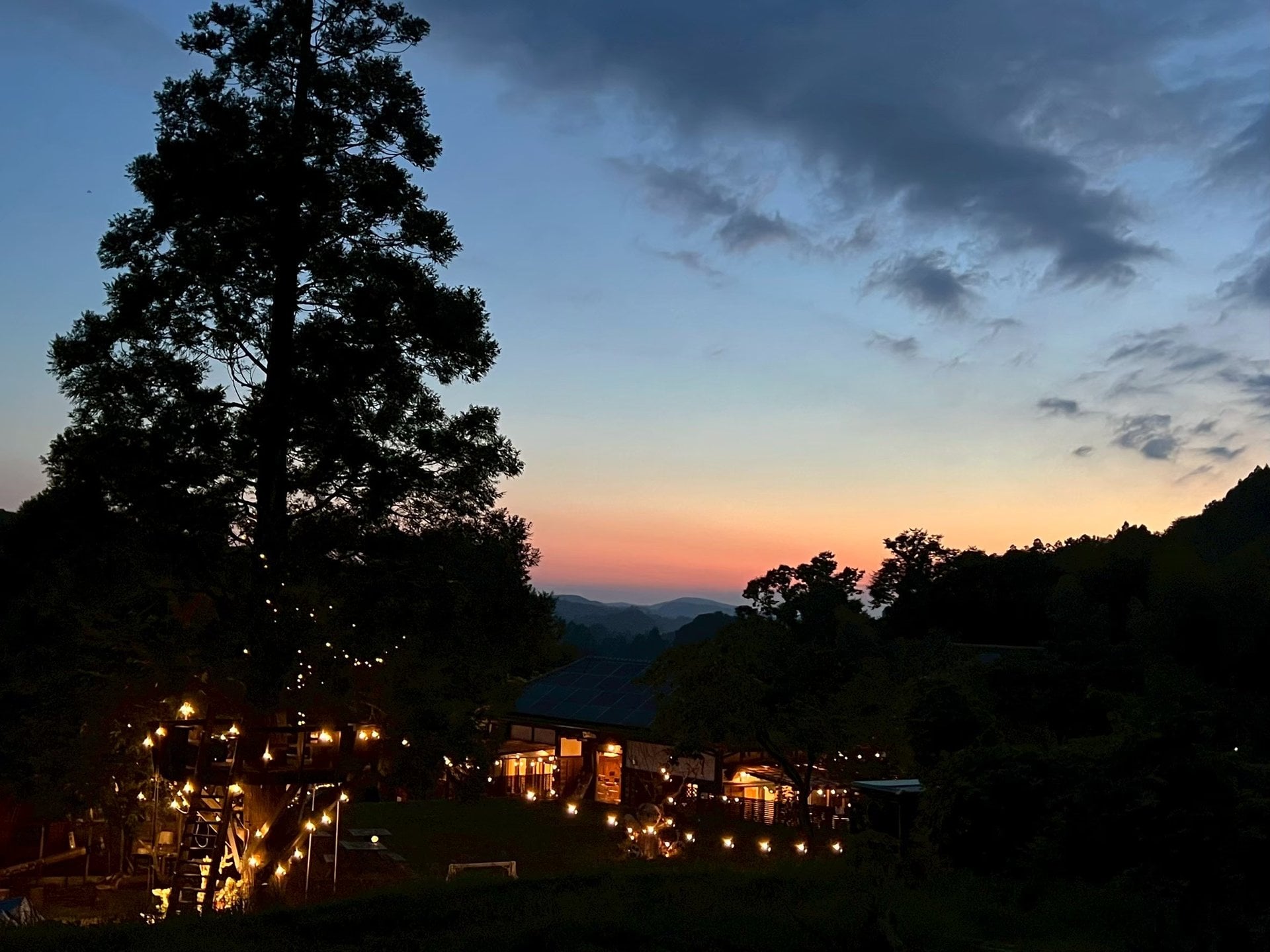 夜晚的和心村
